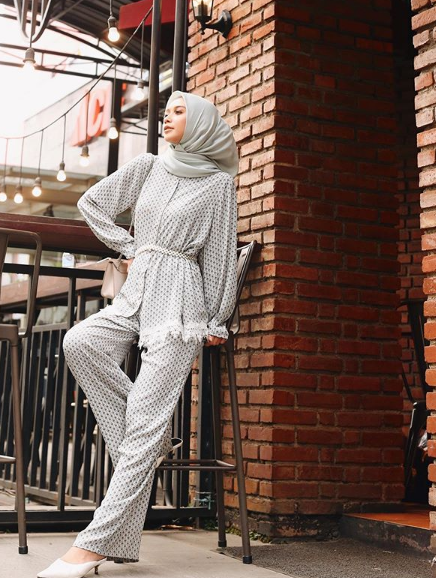 Tips Pose Model Hijab